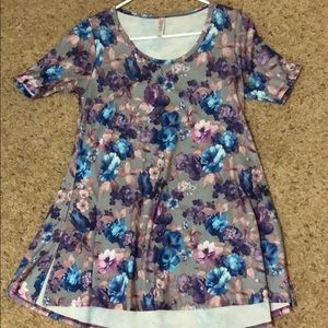 LuLaRoe Perfect T